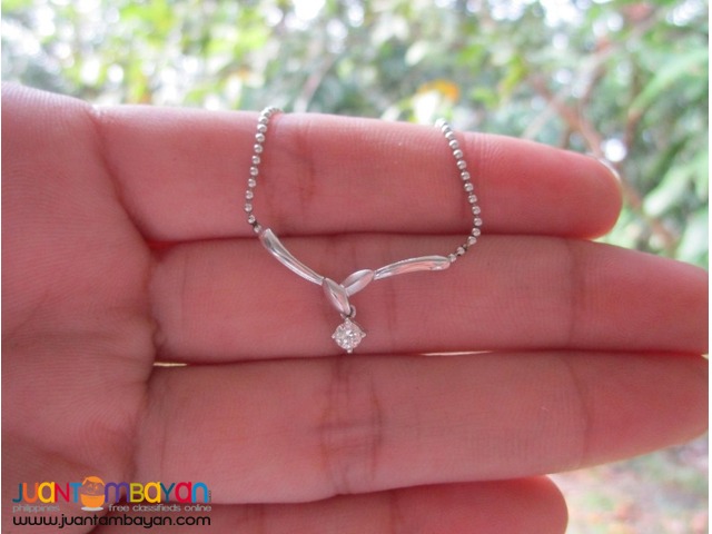 18K WHITE GOLD DIAMOND NECKLACE - KA019