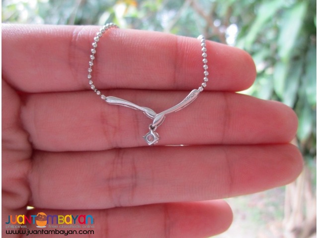 18K WHITE GOLD DIAMOND NECKLACE - KA019