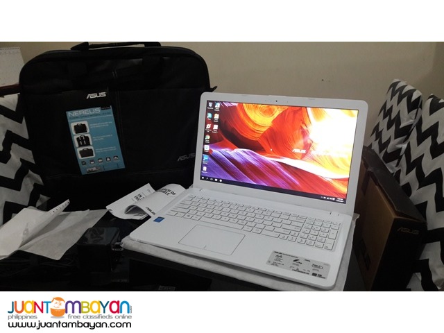 ASUS X540L Laptop with ASUS laptop bag