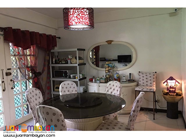 PH796 Townhouse in Tandang Sora for Sale at 50M