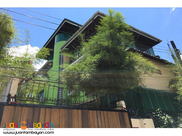 PH796 Townhouse in Tandang Sora for Sale at 50M