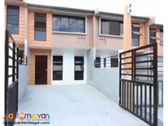 Deca Clark Town House  ₱ 2,330,000 Angeles City, Pampanga