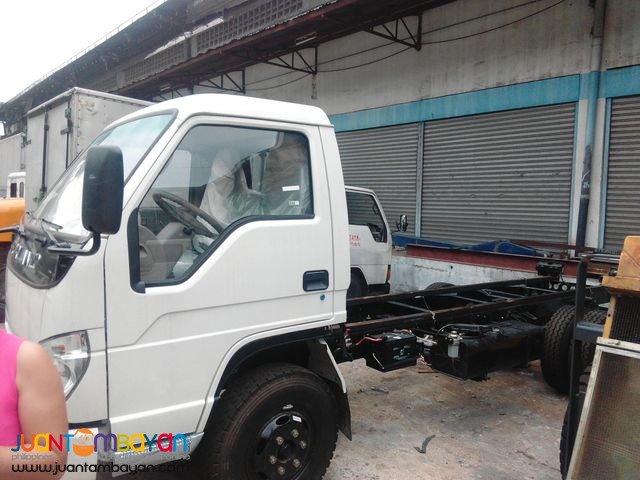 Cab and Chassis Howo 4-wheeler(11ft)