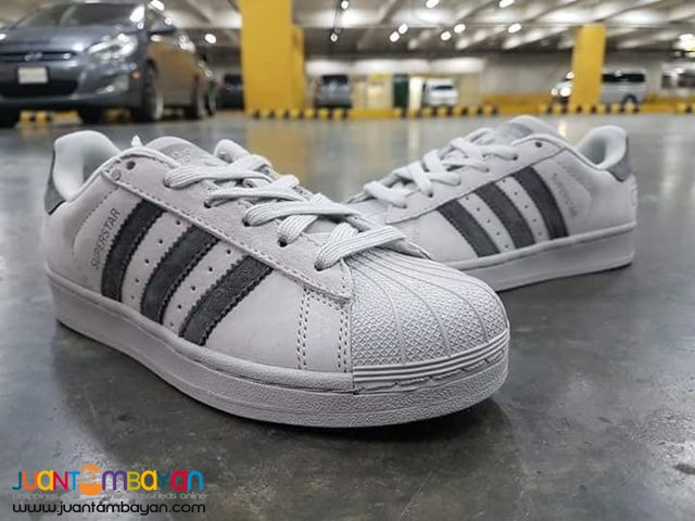 adidas superstar reigning champ