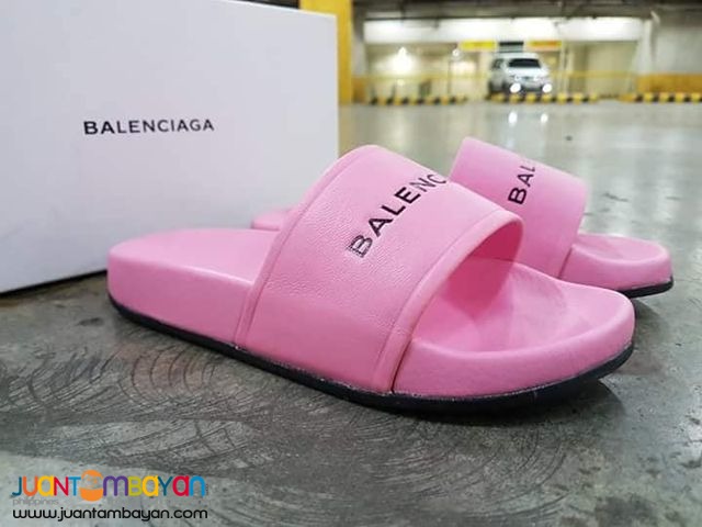 women's balenciaga pool slides