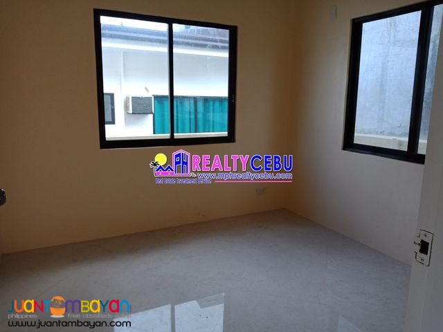 4 BR RFO HOUSE AT TUSCANIA RESIDENCES GUADALUPE, CEBU CITY