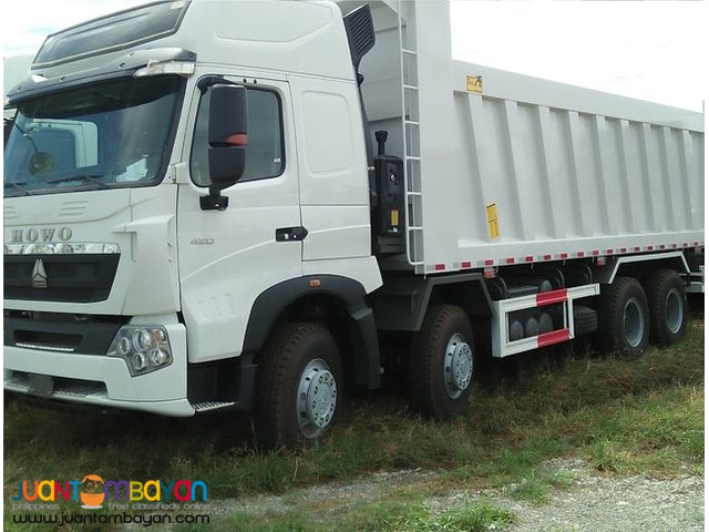 12 Wheeler Dump Truck