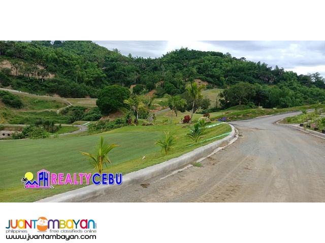 3 BR CONDO AT ONE TECTONA WITH GOLF RIGHT IN LILOAN, CEBU