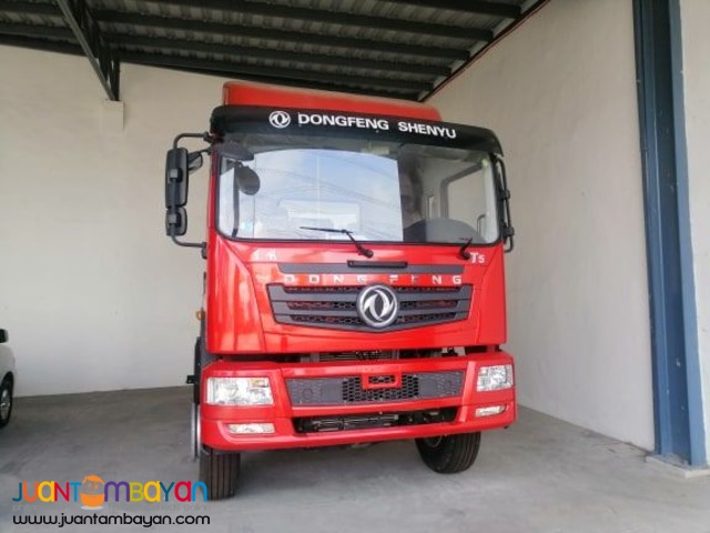 Dongfeng 6 wheeler tractor head