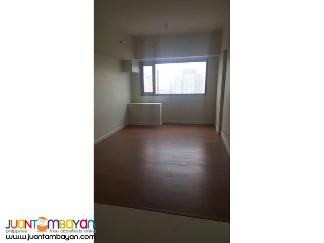 ETON TOWER MAKATI -1BEDROOM SOHO CONDO UNIT