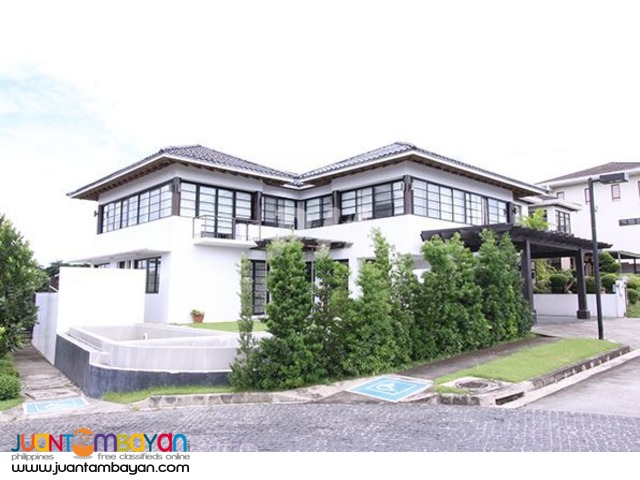 Luxury House and Lot in Sta. Rosa Laguna at 50.2M PH794