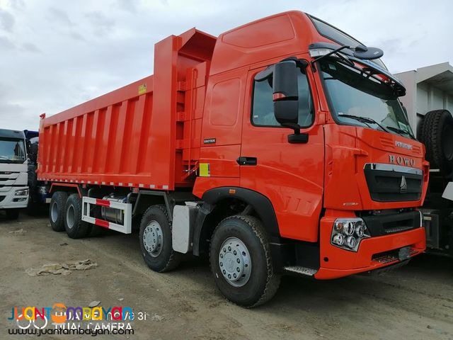 SINOTRUK HOWO A7 DUMP TRUCK