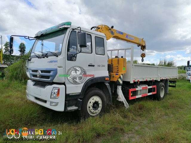 5 TONS BOOM TRUCK