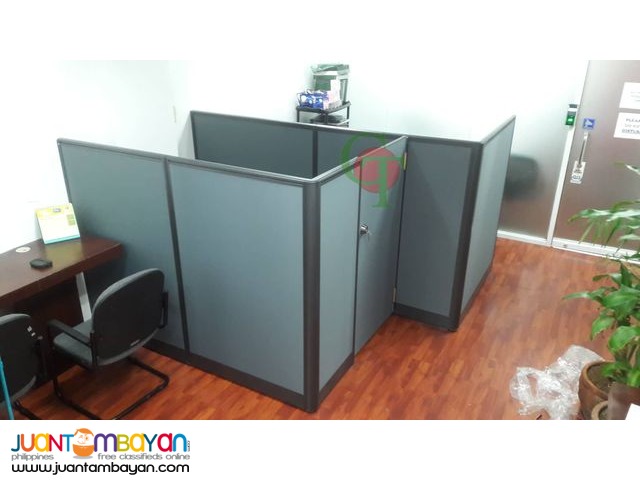 Brand New Modular Office Furniture Partitions with Tables