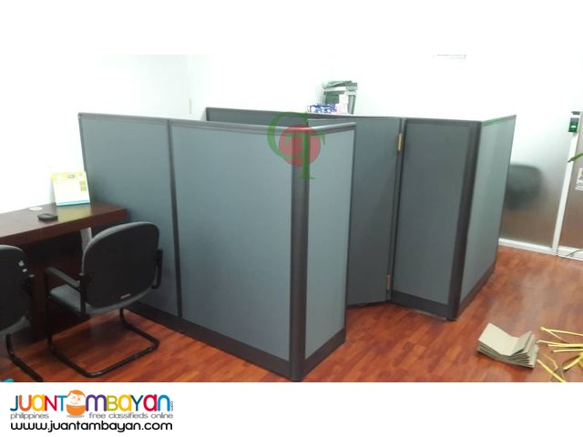 Brand New Modular Office Furniture Partitions with Tables