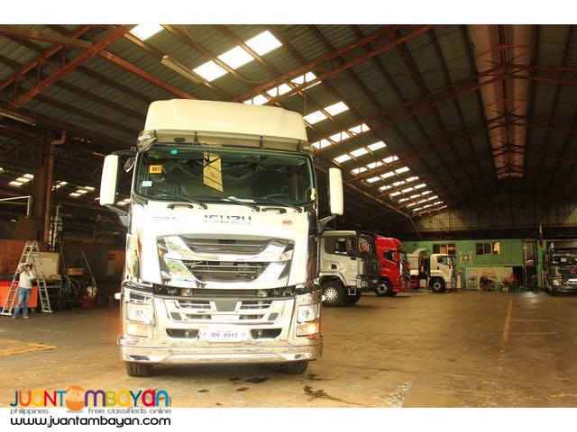 ISUZU GIGA EXR Tractor Head 4x2 6 wheeler Prime Mover Truck