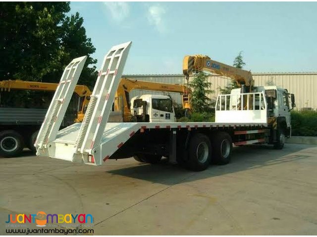 Self Loader with 5 tons Boom Brand New Sinotruk