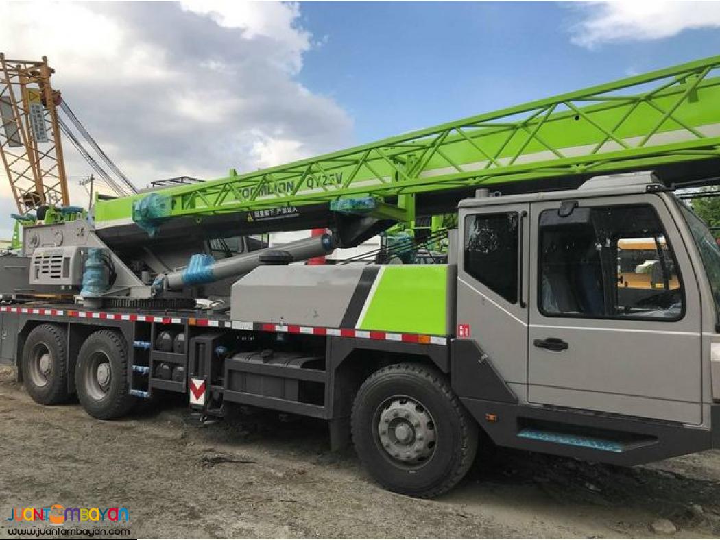 MOBILE CRANE QY25 ZOOMLION 25 TONS