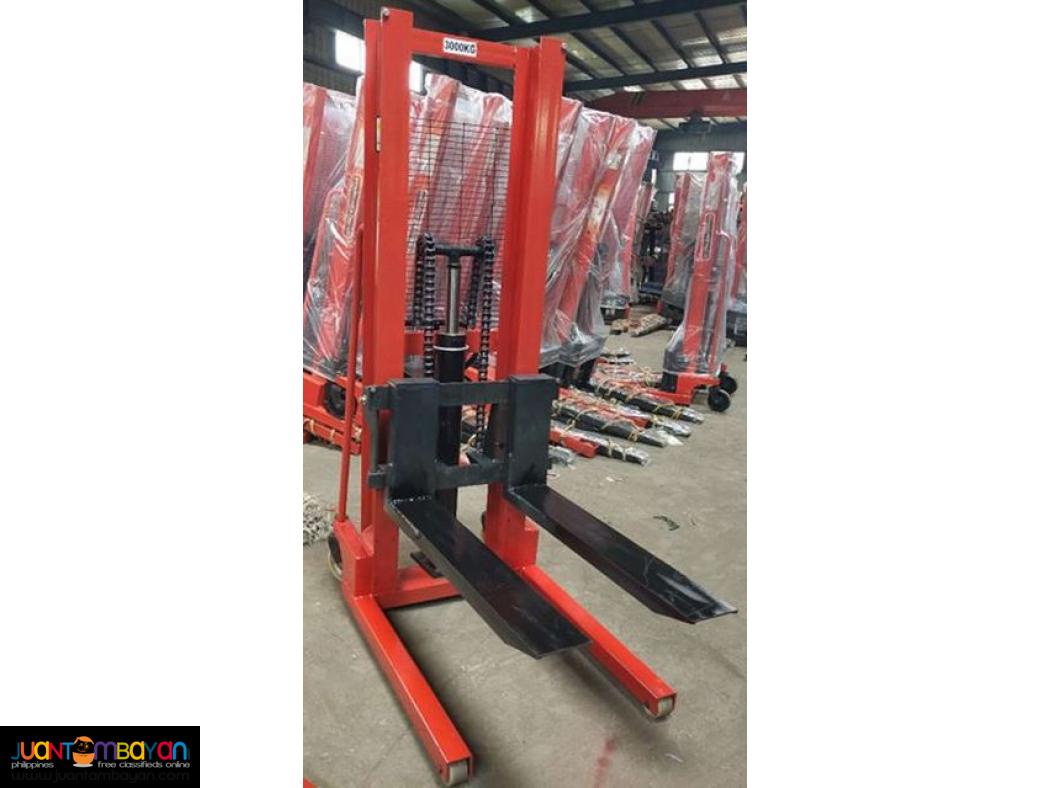 Manual Hydraulic Stacker