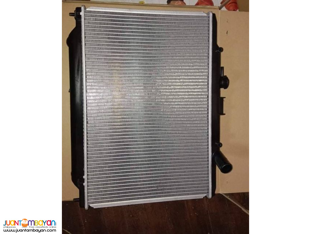 Nissan Estate 3.0 radiator assembly