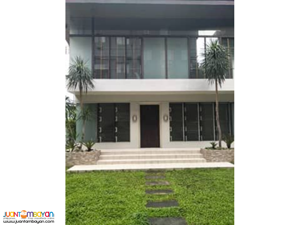 CONDO UNIT FOR SALE AND RENT BEHIND FEU-NRMF GEN. HOSPITAL QC!