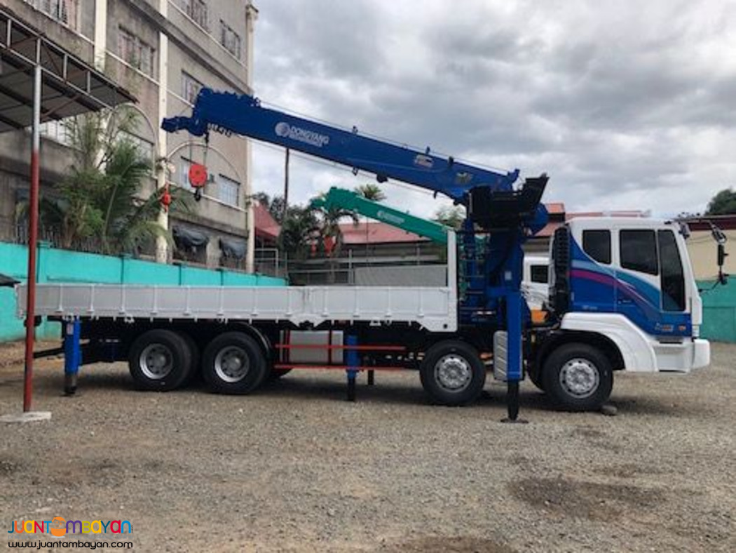 BOOM TRUCK 15 TONS fOR SALE