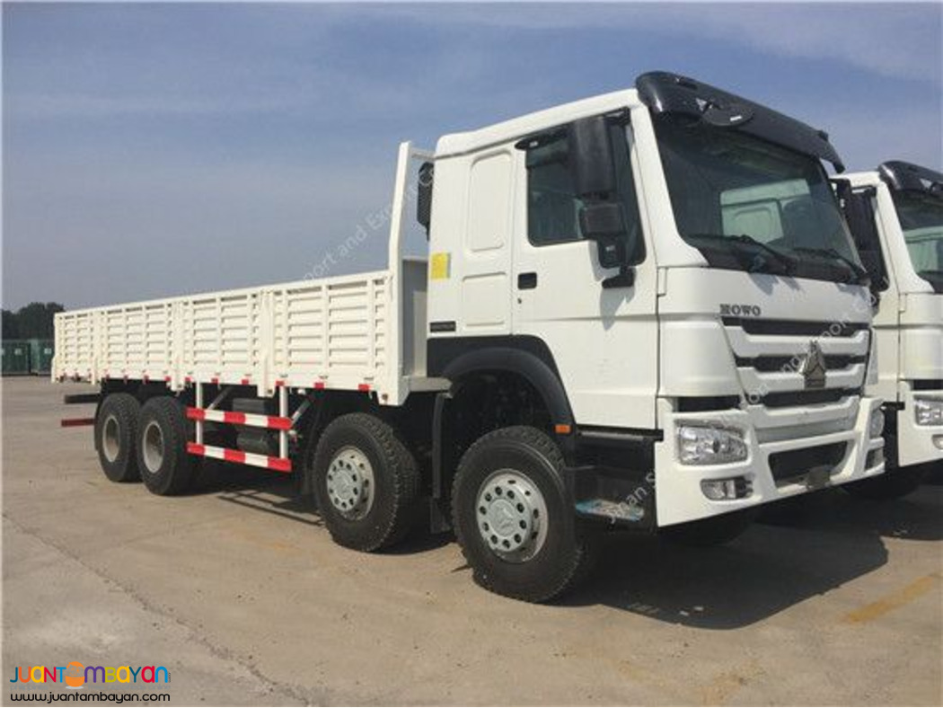 HOWO A7 CARGO TRUCKS