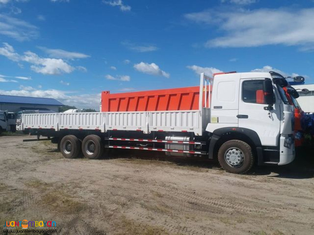 HOWO A7 CARGO TRUCKS