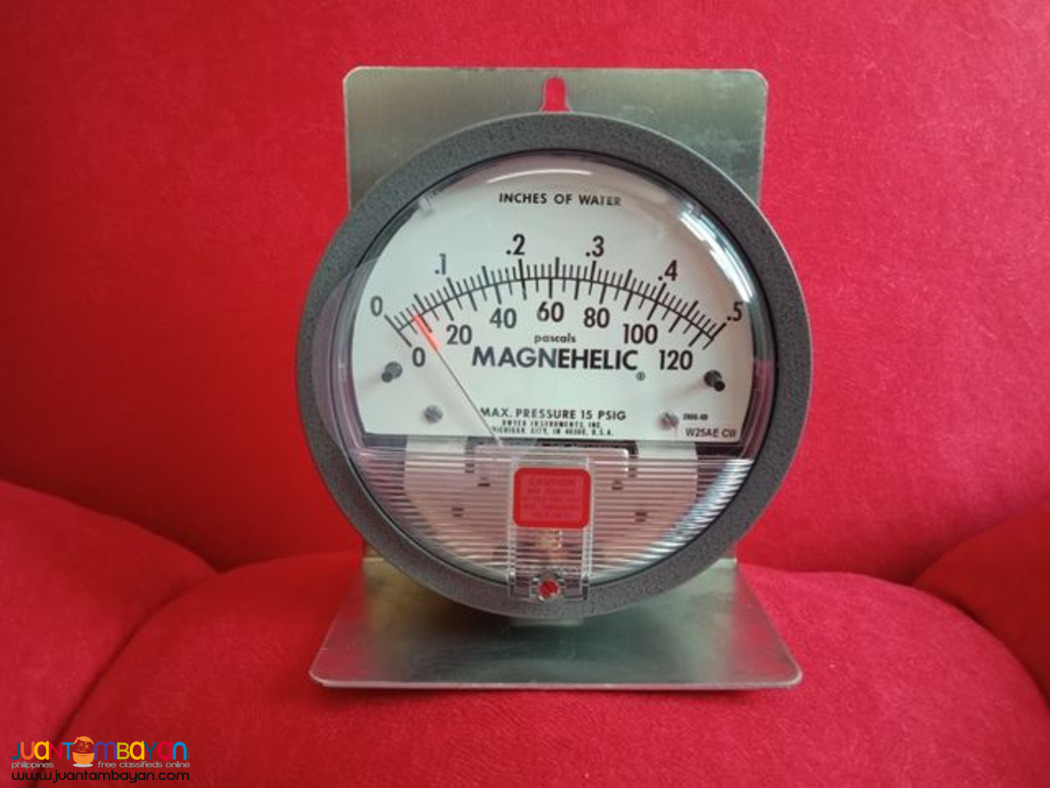 Magnehelic Differential Pressure Gage with Bracket, Magnehelic Gauge