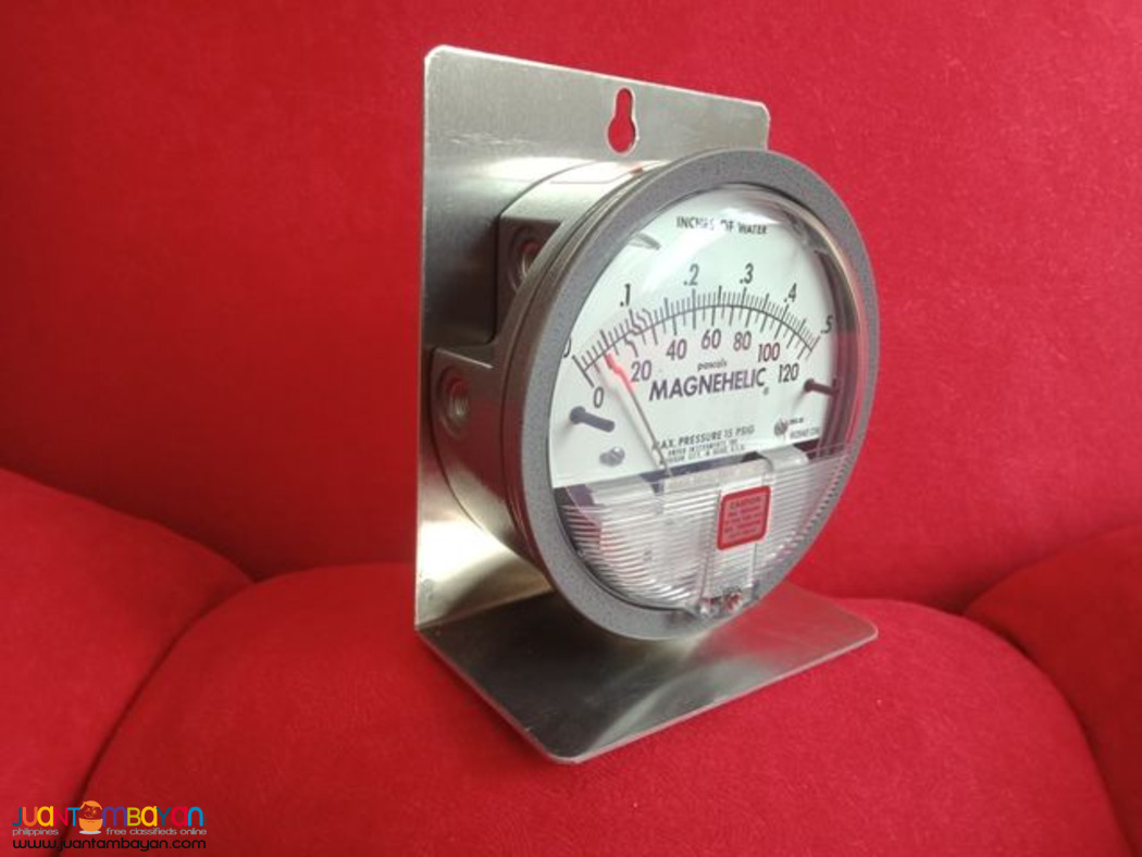 Magnehelic Differential Pressure Gage with Bracket, Magnehelic Gauge