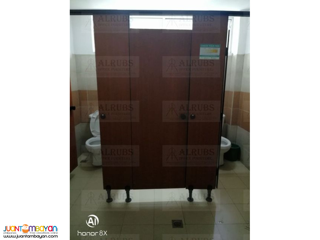 PHENOLIC TOILET PARTITION