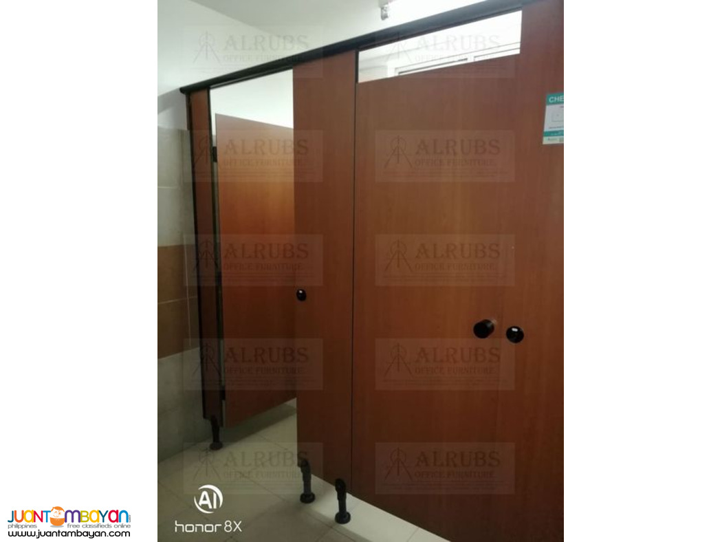 PHENOLIC TOILET PARTITION