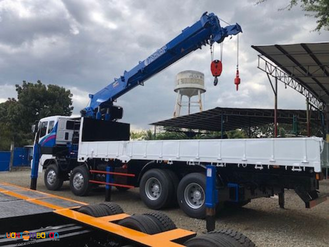 15 tons cargo crane boom truck