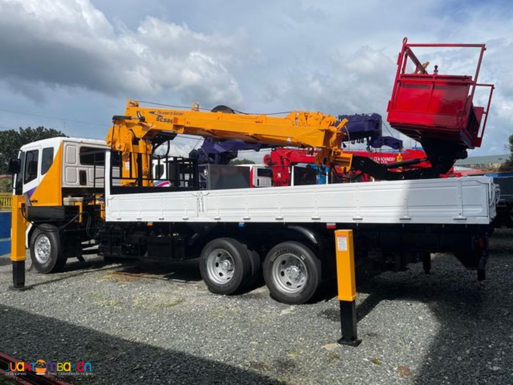 10 wheeler boom truck with 7 tons crane