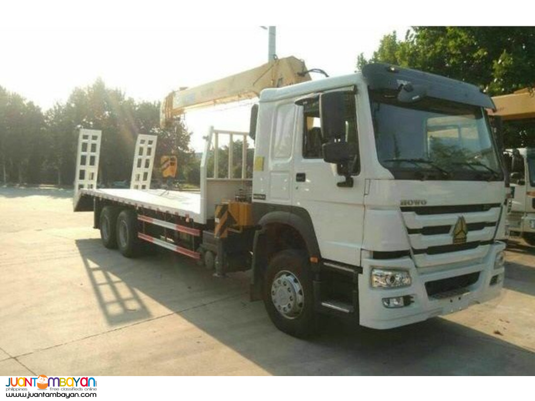 HOWO 6-WHEELER SELF LOADING TRUCK WITH 10 TONS BOOM