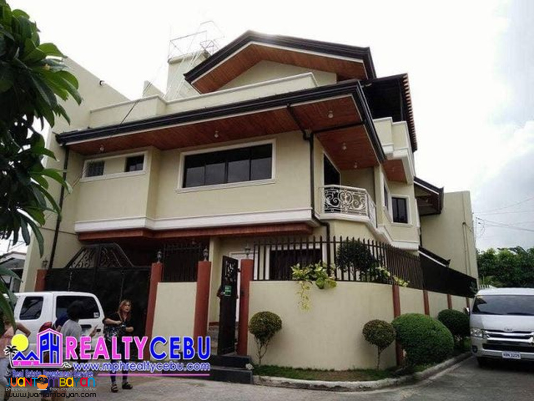 FAIRVIEW VILLAGE IN TALISAY, CEBU - 5 BR SPACIOUS HOUSE FOR SALE