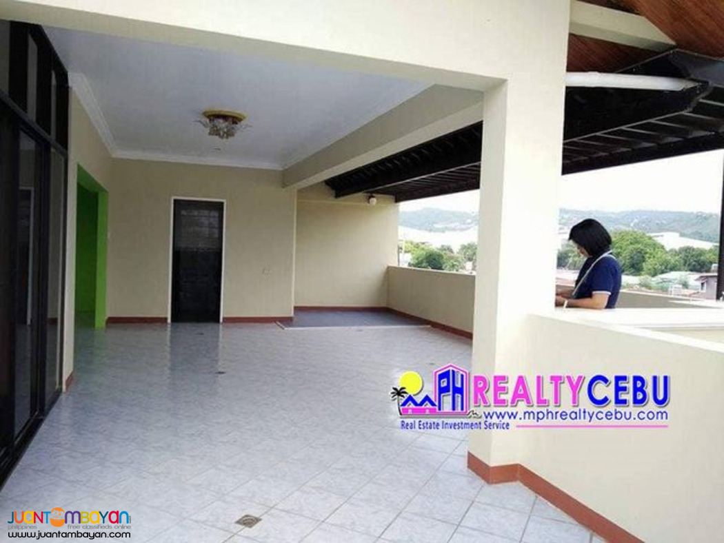 FAIRVIEW VILLAGE IN TALISAY, CEBU - 5 BR SPACIOUS HOUSE FOR SALE