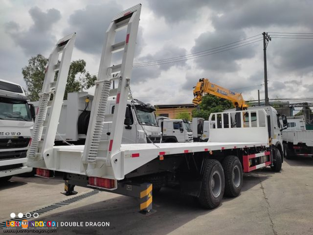 HOWO 10-WHEELER SELF-LOADING TRUCK with 5TONS BOOM