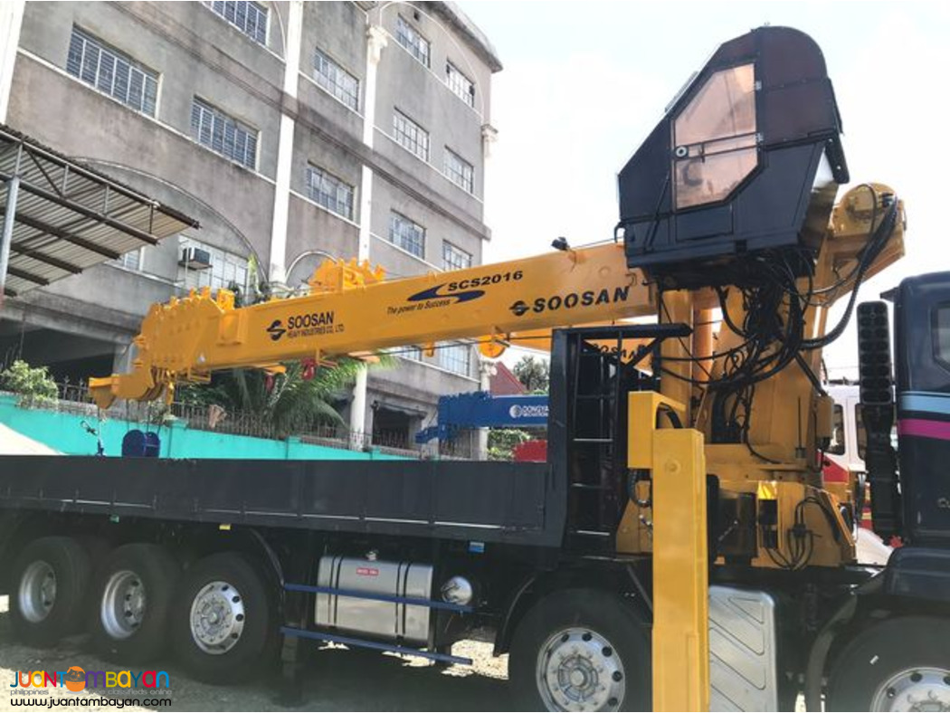 Daewoo 20 tons Boom Truck with Soosan SCS2016 Crane For Sale