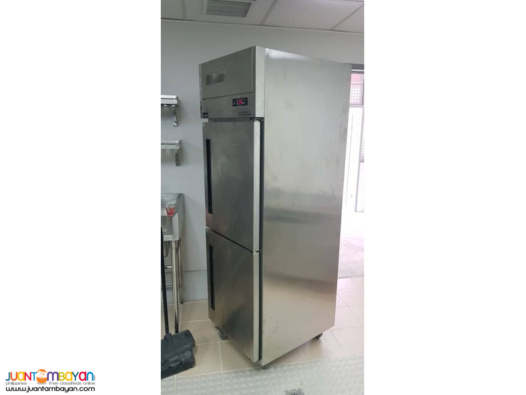 HIGH QUALITY - 2 DOOR CABINET STAINLES CHILLER