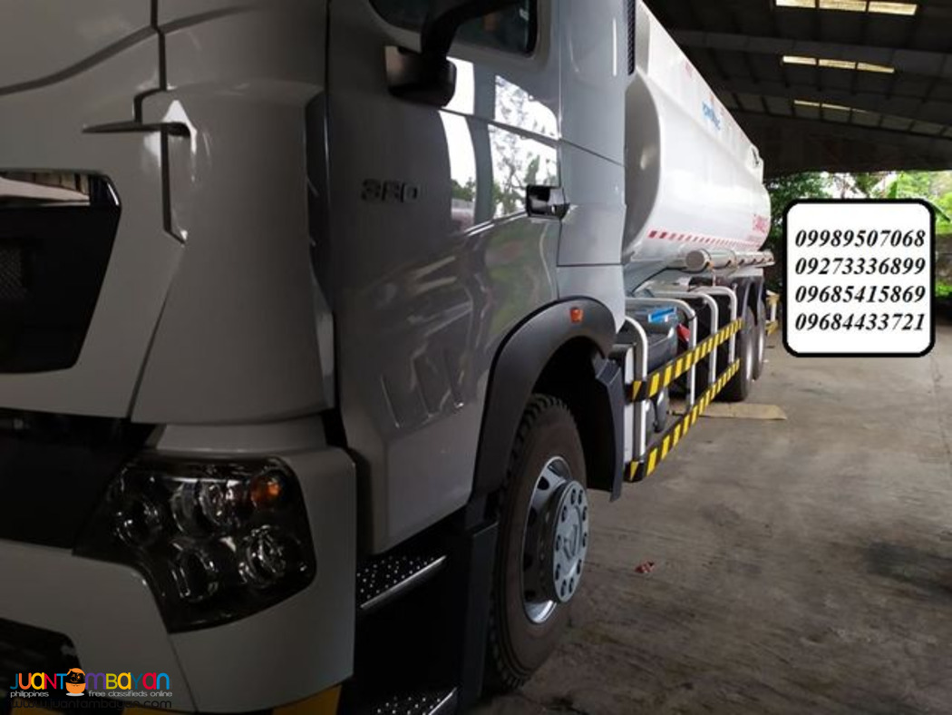 02 BRAND NEW Sinotruk 10Wheeler HOWO-A7 Fuel Truck 20KL