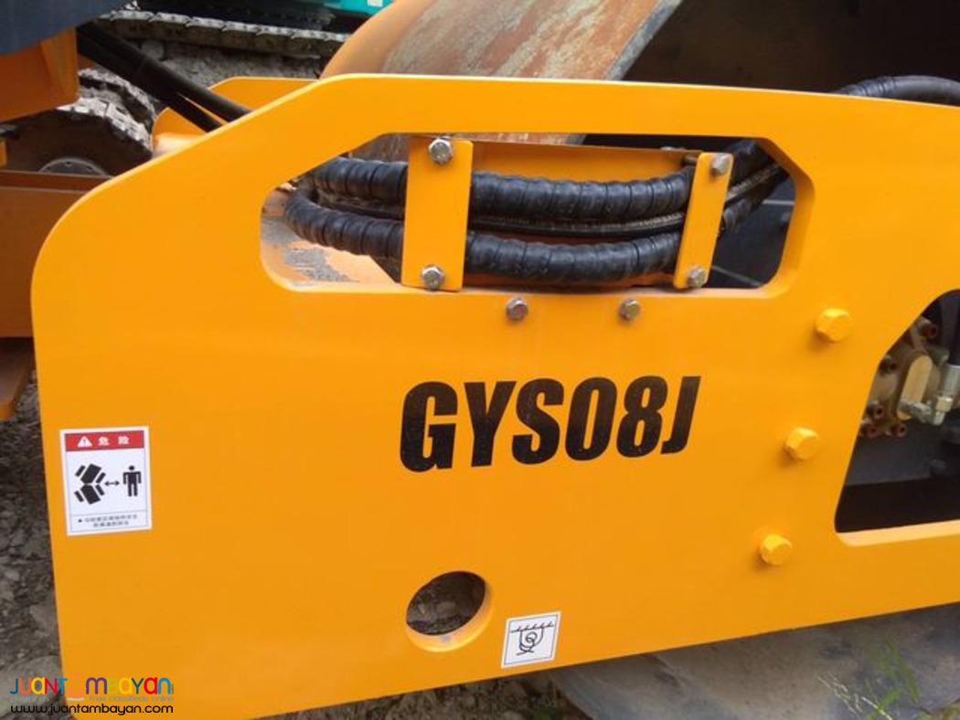 SINOMACH GYS08J ROAD ROLLER 8 TONS 