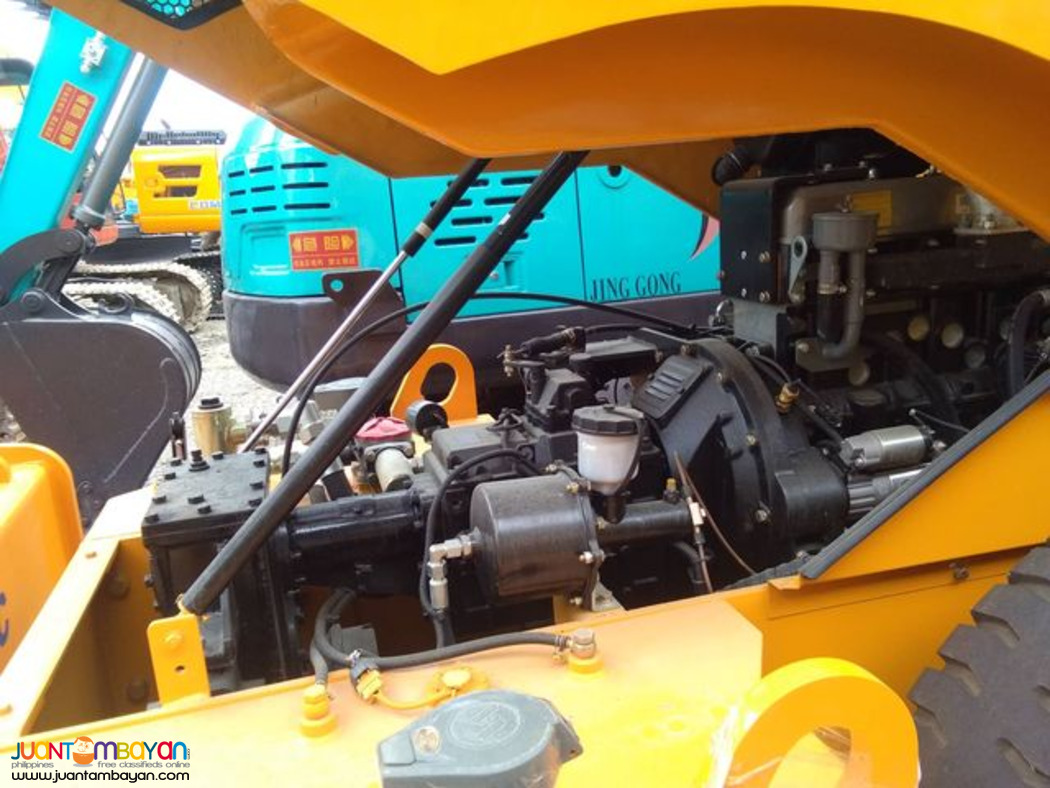 SINOMACH GYS08J ROAD ROLLER 8 TONS 