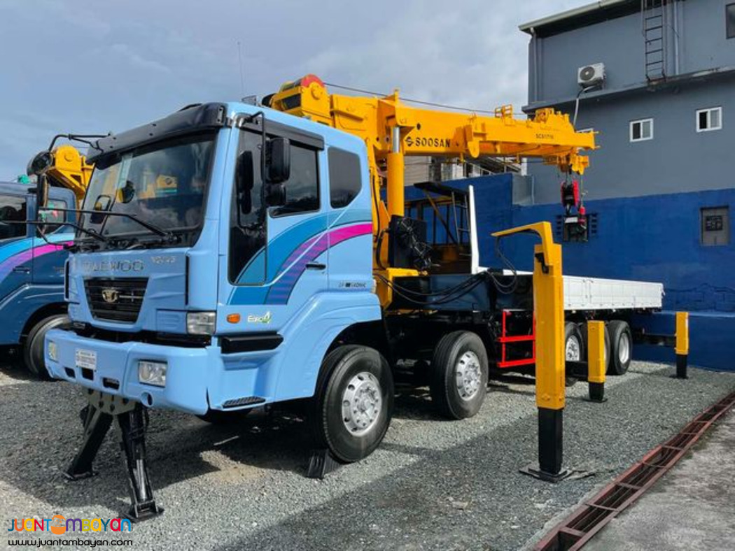 17 TONS BOOM TRUCK FOR SALE