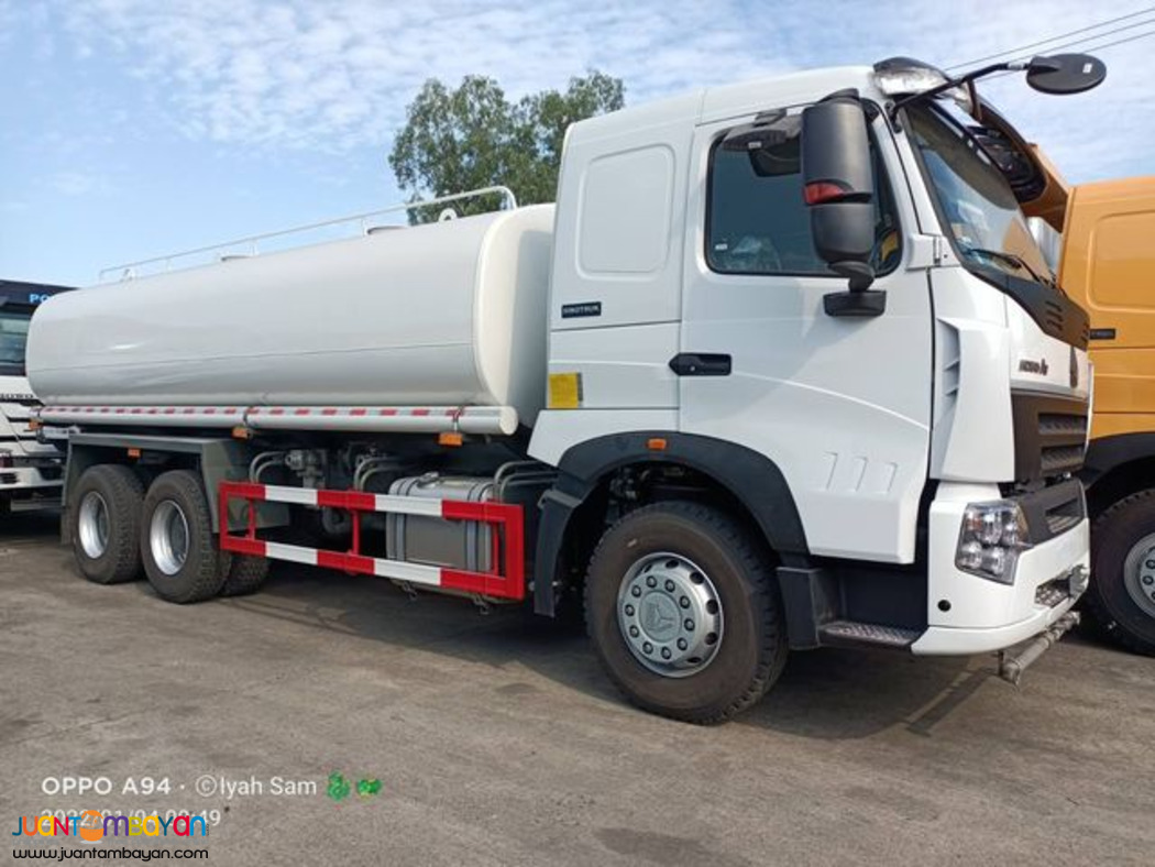 SINOTRUK HOWO A7 10 WHEELER WATER TRUCK 20KL 380HP