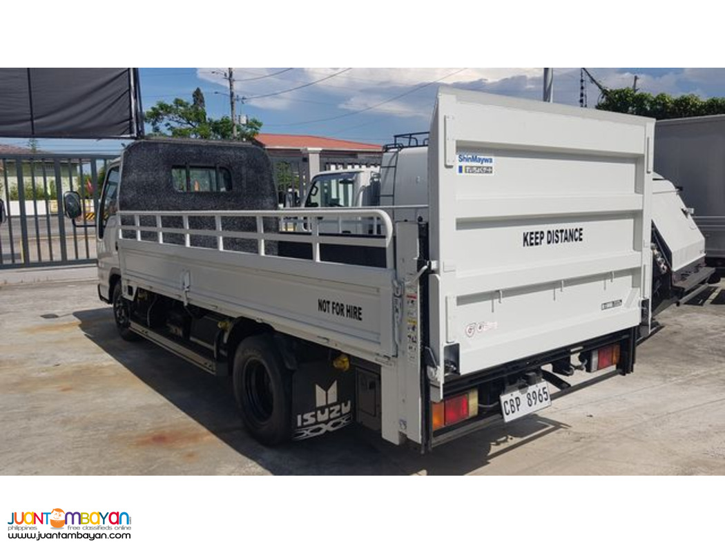 Dropside Cargo Truck with Power Tailgate