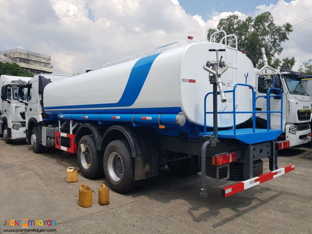 HOWO A7 6X4 WATER TRUCK 20000 LITERS 