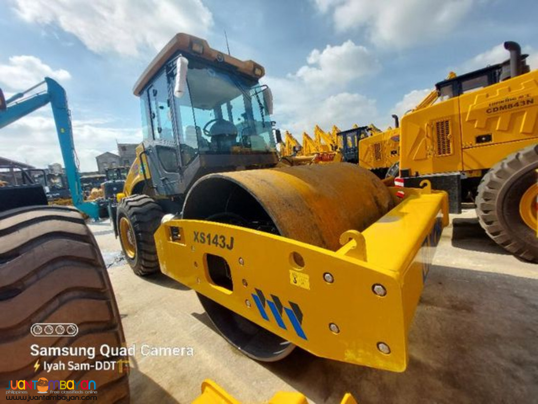 XCMG XS143J VIBRATORY ROLLER SINGLE DRUM SHANGCHAI ENGINE 14T