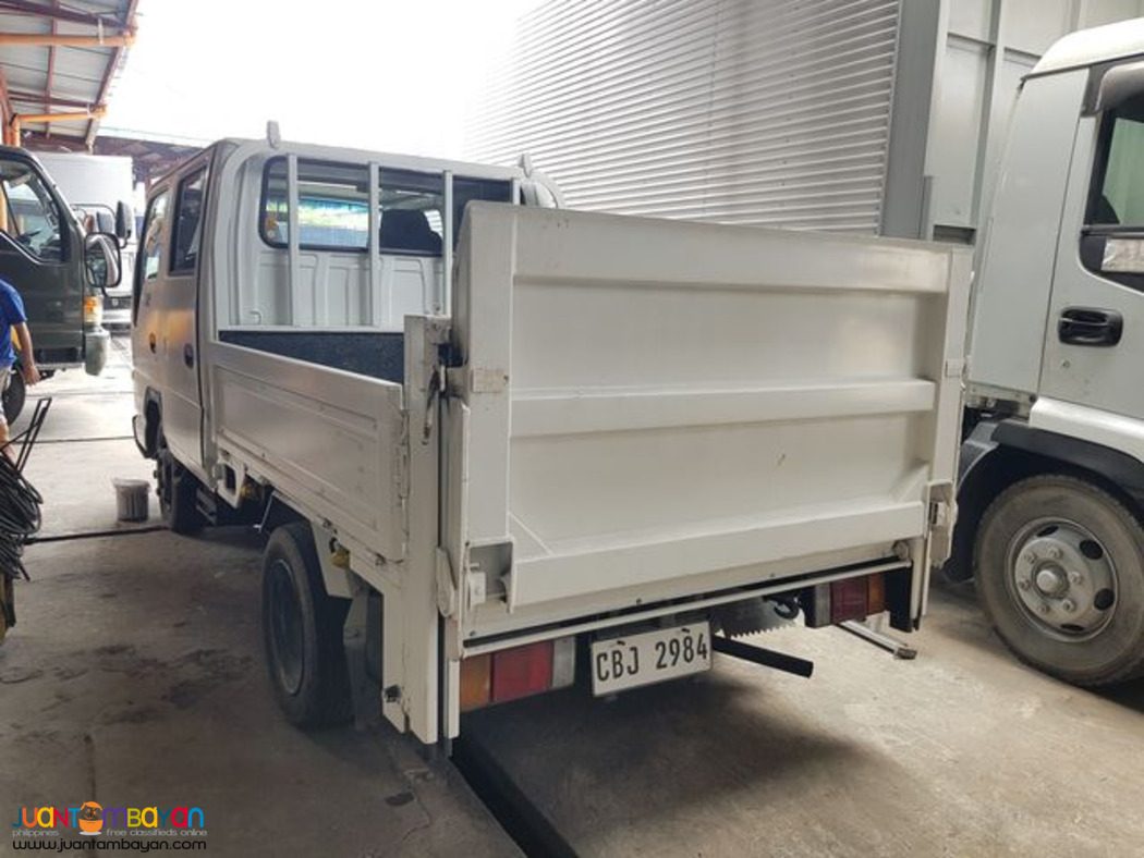 Double Cab Truck With Power Tailgate