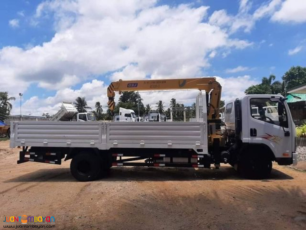 FAW 6-WHEELER CARGO TRUCK 20FT WITH 3.2TONS BOOM